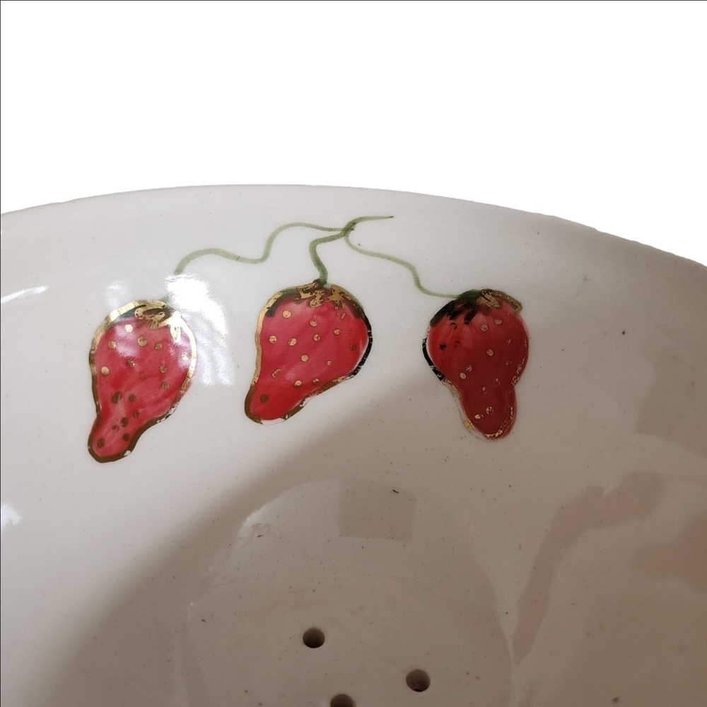 Vintage Wheel-thrown Ceramic Berry Strainer Bowl With Handpainted Strawberries - Picture 3 of 9